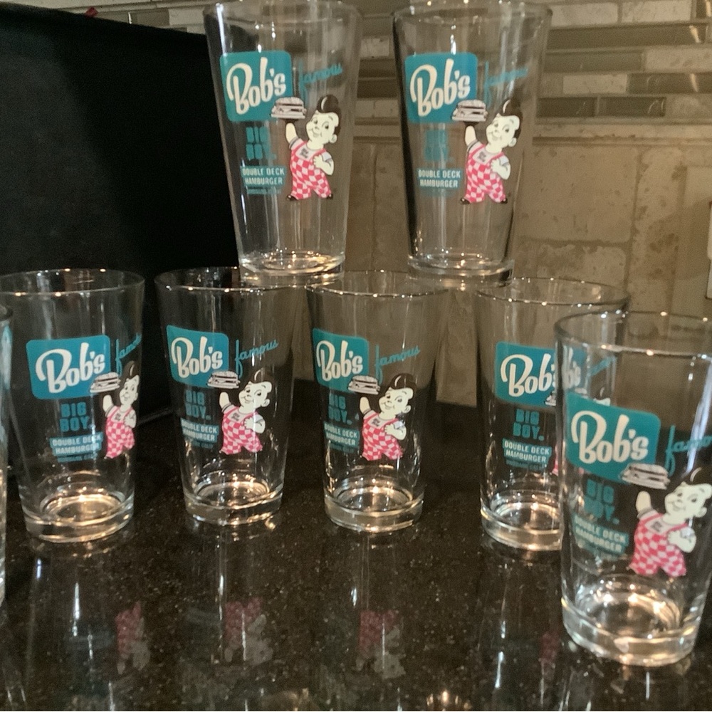 Bob's Big Boy Restaurant Blue Tone Pint Glass BURBANK CALIF - NEW $25 EACH